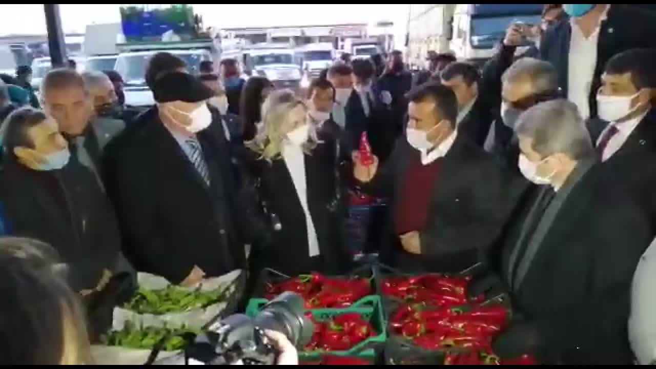 ANTALYALI HALCİ: "BİZ GIDA TERÖRİSTİ OLDUK. HERKES TERÖRİST OLMAZ ARKADAŞ BİR MEMLEKETTE YA"