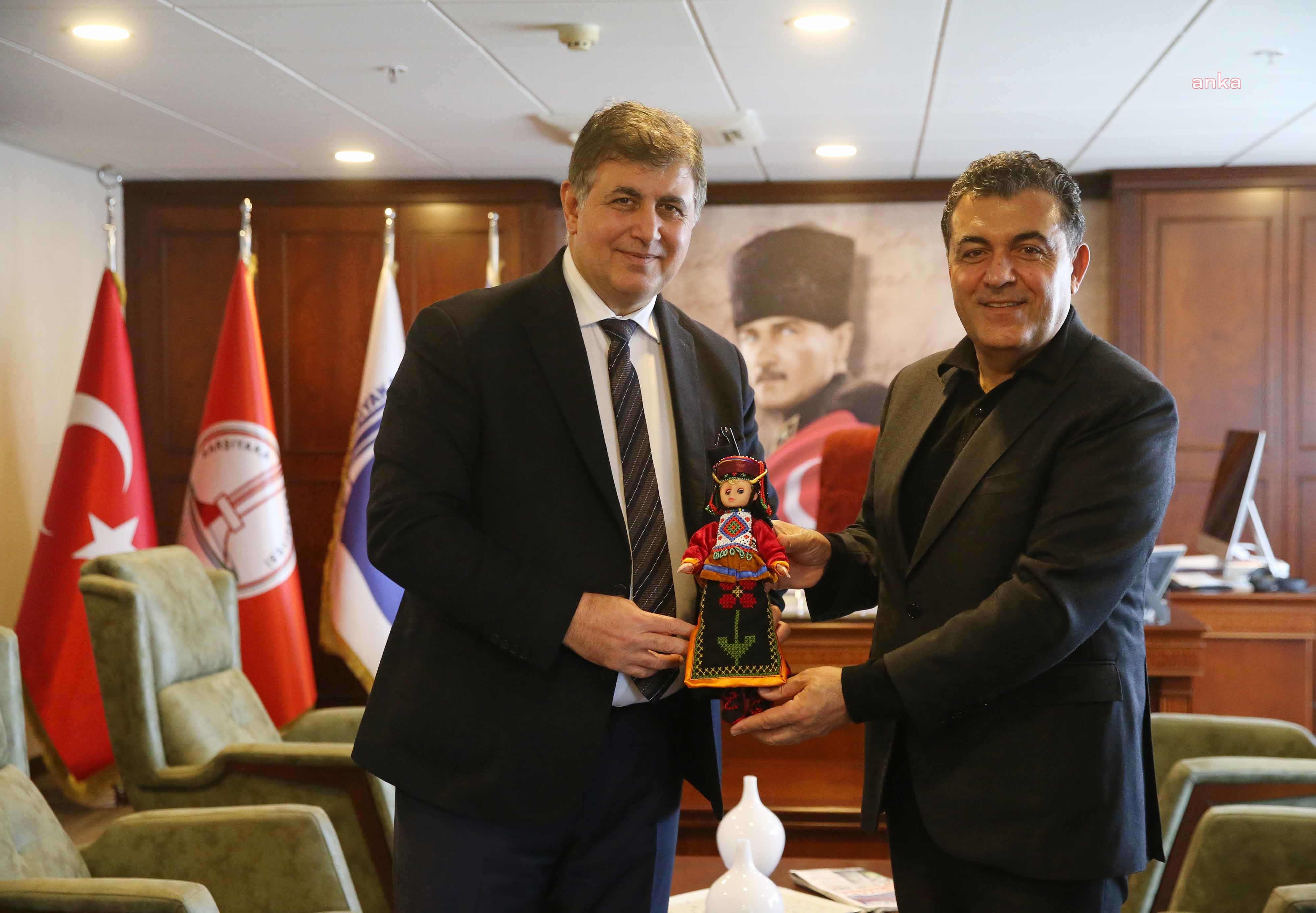 ARDAHAN BELEDİYE BAŞKANI DEMİR, KARŞIYAKA BELEDİYE BAŞKANI TUGAY'I ZİYARET ETTİ
