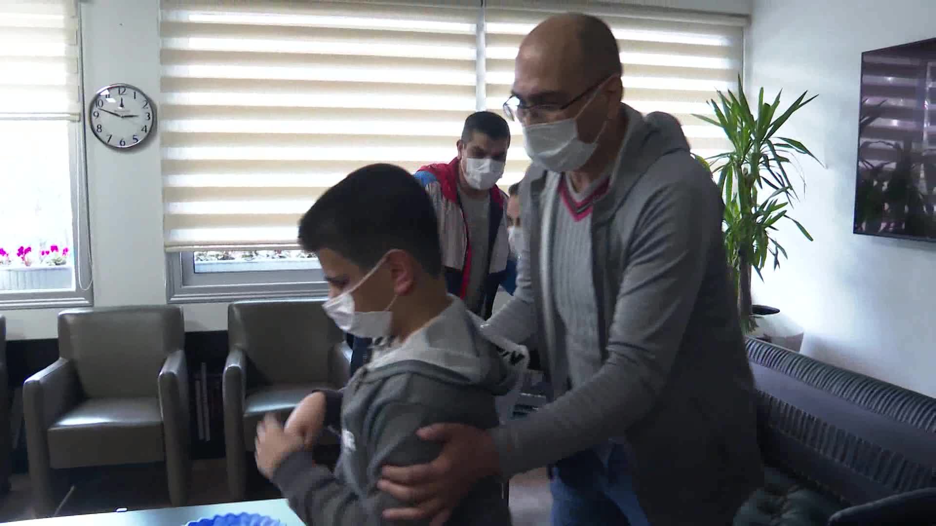 TUNÇ SOYER, KUSURSUZ KULAĞA SAHİP BAGER'İ AĞIRLADI