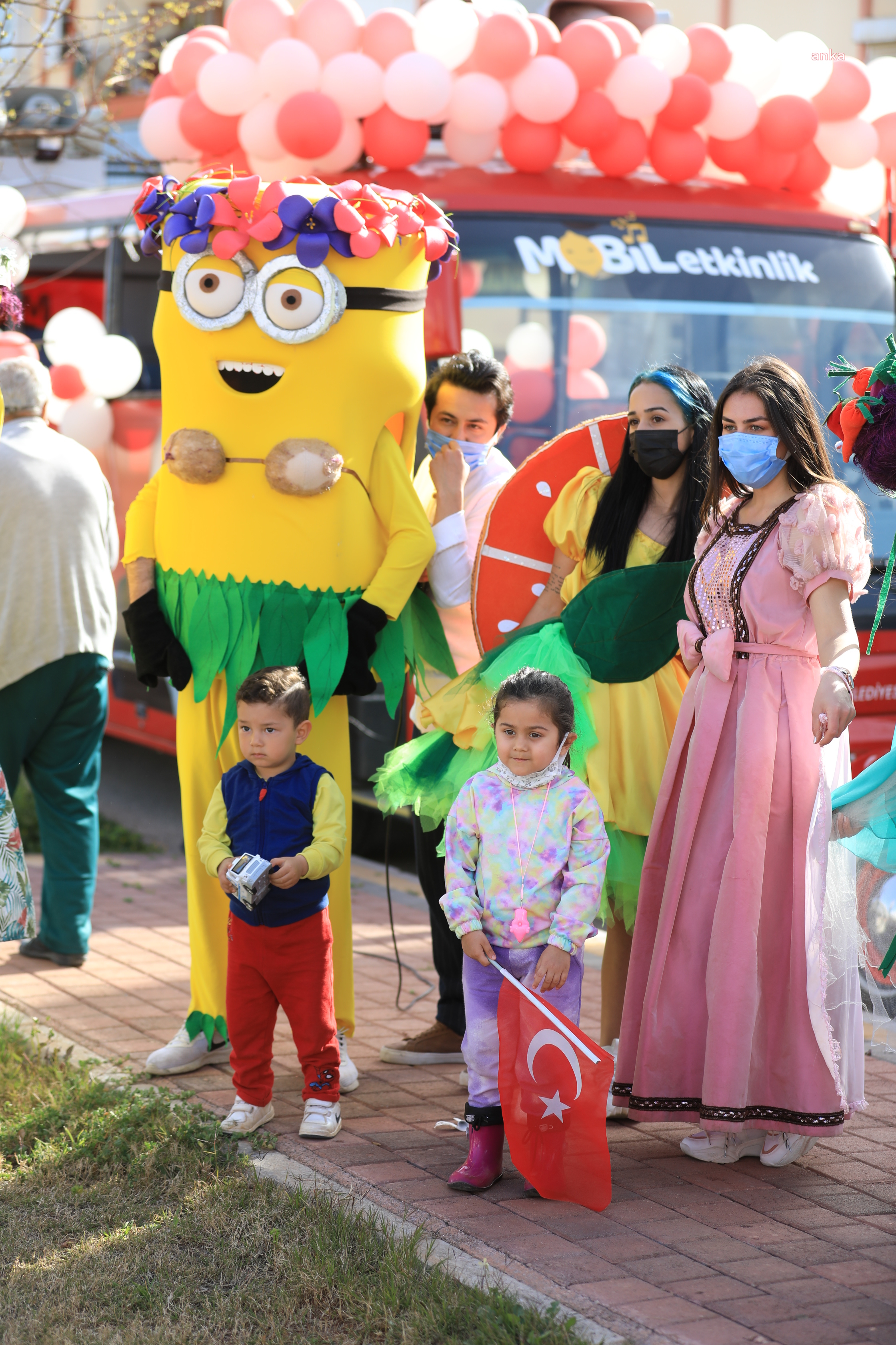 ANTALYA BÜYÜKŞEHİR'DEN RENKLİ NEVRUZ KUTLAMASI