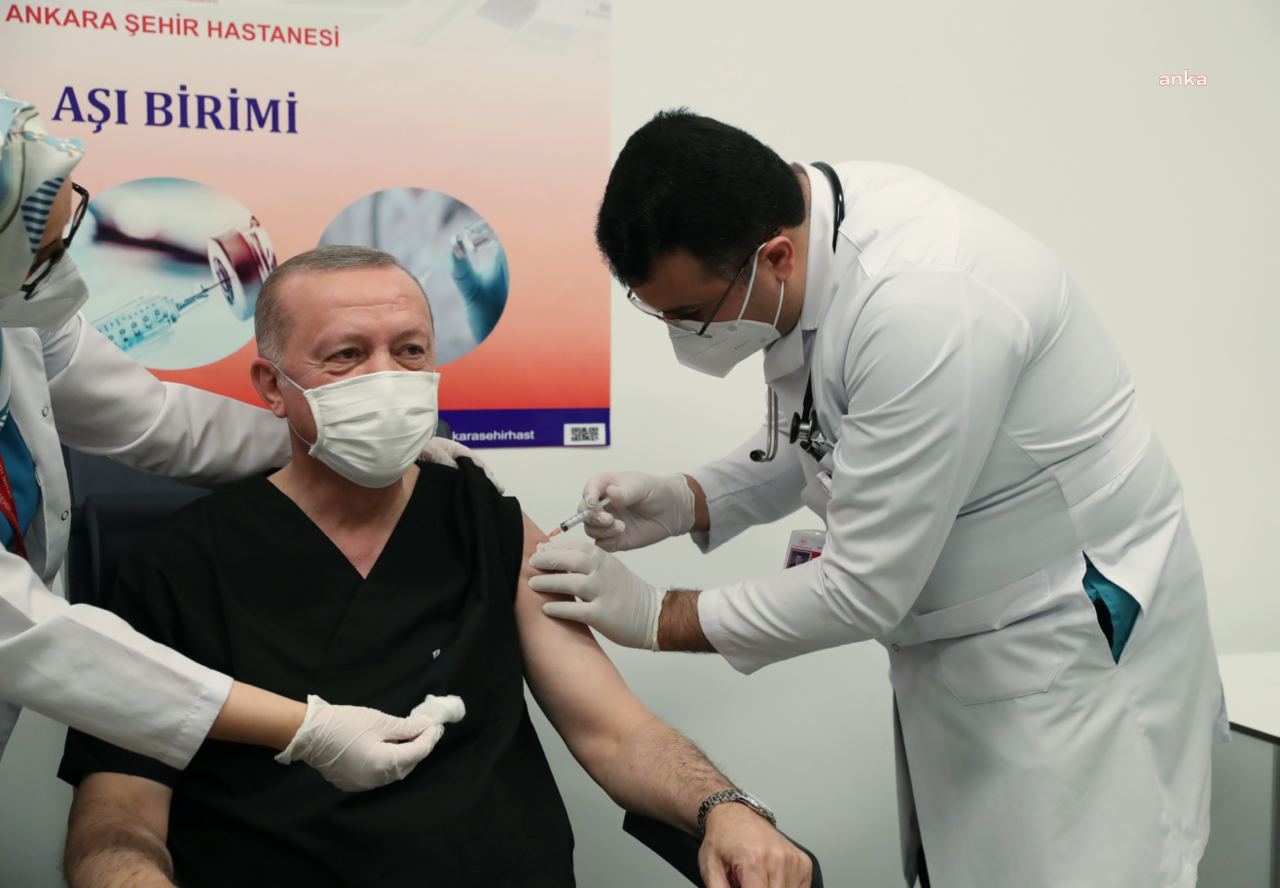 SAĞLIK BAKANLIĞI KORONAVİRÜS AŞISINA GEÇEN YIL 286 MİLYON LİRA VERDİ