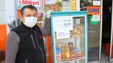 BODRUM'DA ÜCRETSİZ ERZAK DOLABINI YAĞMALADILAR