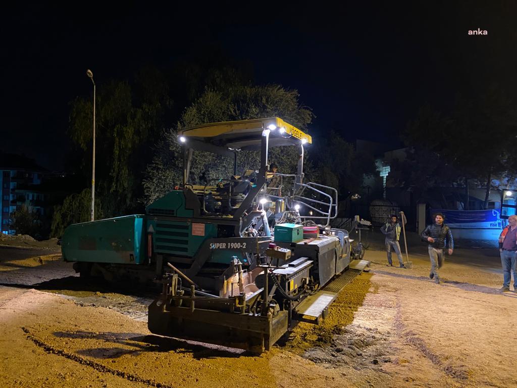 KUŞADASI, ADIM ADIM YENİLENİYOR