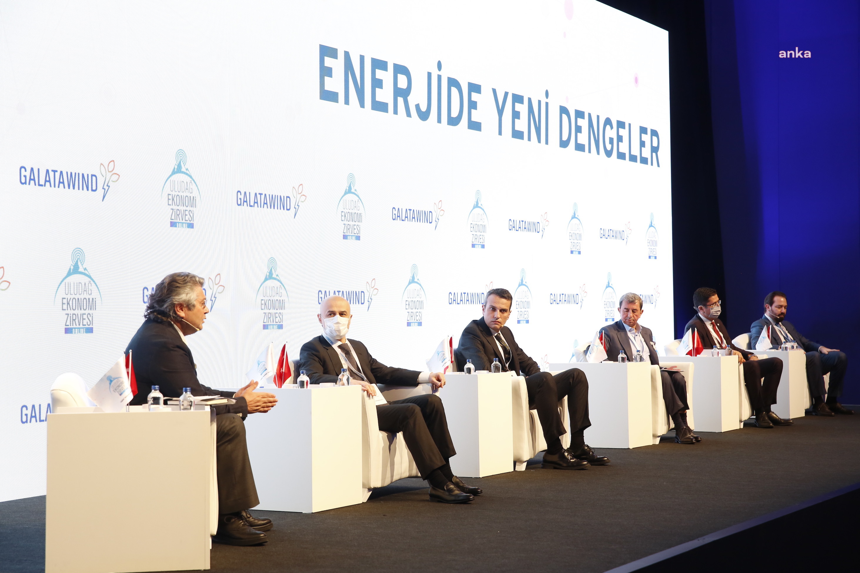 ULUDAĞ EKONOMİ ZİRVESİ’NDE ENERJİDE YENİ DENGELER MASAYA YATIRILDI