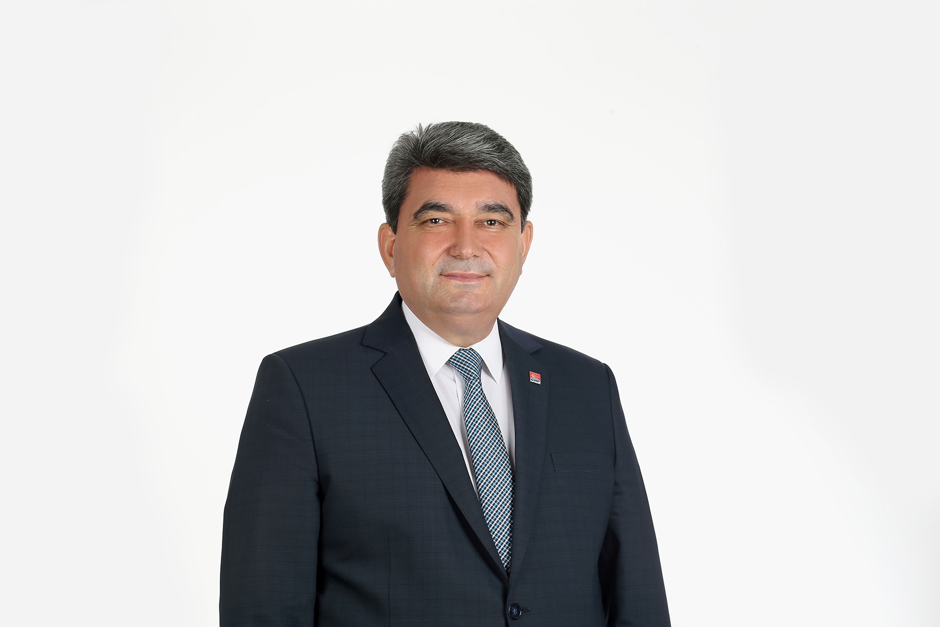 CHP’Lİ GÖKÇEL: EMLAK VERGİSİ ERTELENSİN