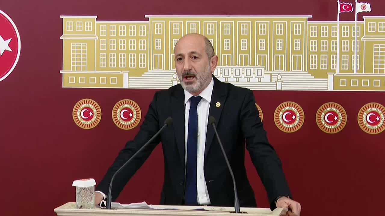 CHP'Lİ ALİ ÖZTUNÇ’TAN HAMZA YERLİKAYA YORUMU: "GÜREŞÇİ YETMİYOR, BOKSÖRE İHTİYAÇLARI VAR"