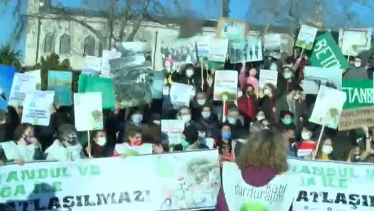 KANAL İSTANBUL EYLEMİ: "SULAR KİRLENECEK, MARMARA DENİZİ'NDE CANLI KALMAYACAK"