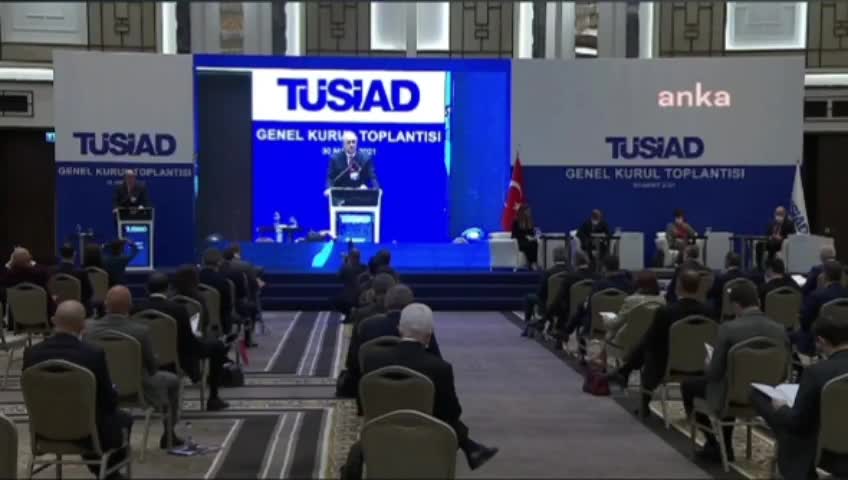 TÜSİAD GENEL KURULU ELEŞTİRİLERLE BAŞLADI: "İLAN EDİLMİŞ KURALLAR YARIN DEĞİŞEBİLİRSE YARINA İLİŞKİN KARARLAR NASIL ALINIR?"