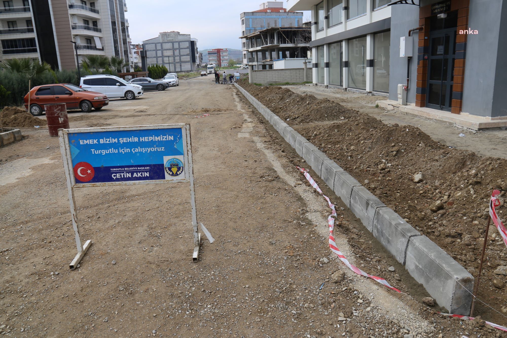 TURGUTLU BELEDİYESİ'NDEN 4 MAHALLEDE ÇALIŞMA