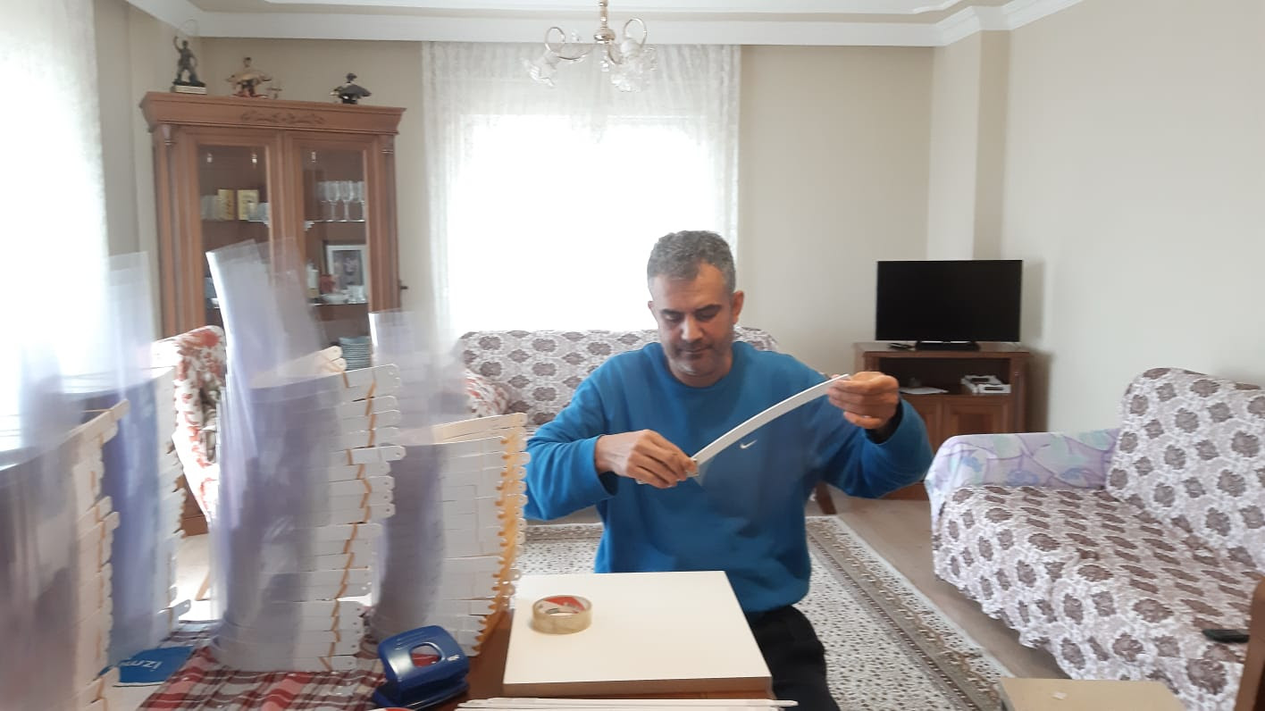 İZMİT BELEDİYESİ, MASKE ÜRETİMİ İÇİN SEFERBER OLDU
