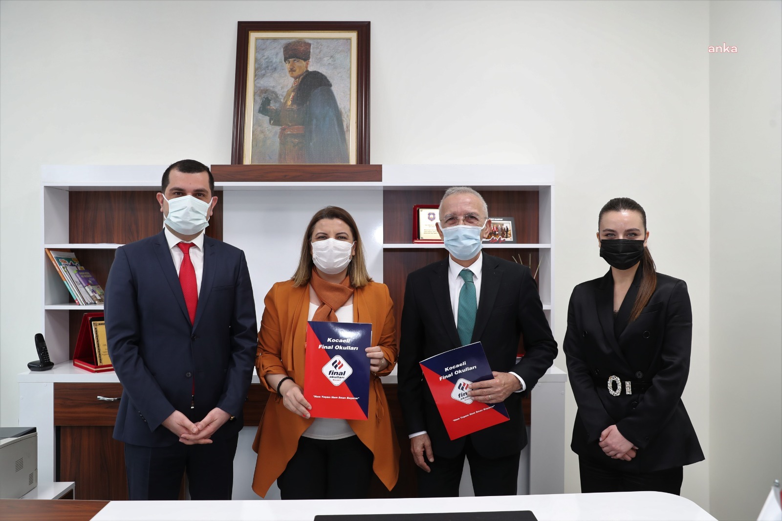 İZMİT BELEDİYESİ'NDEN ÇALIŞANLARINA YÜZDE 50 EĞİTİM BURSU
