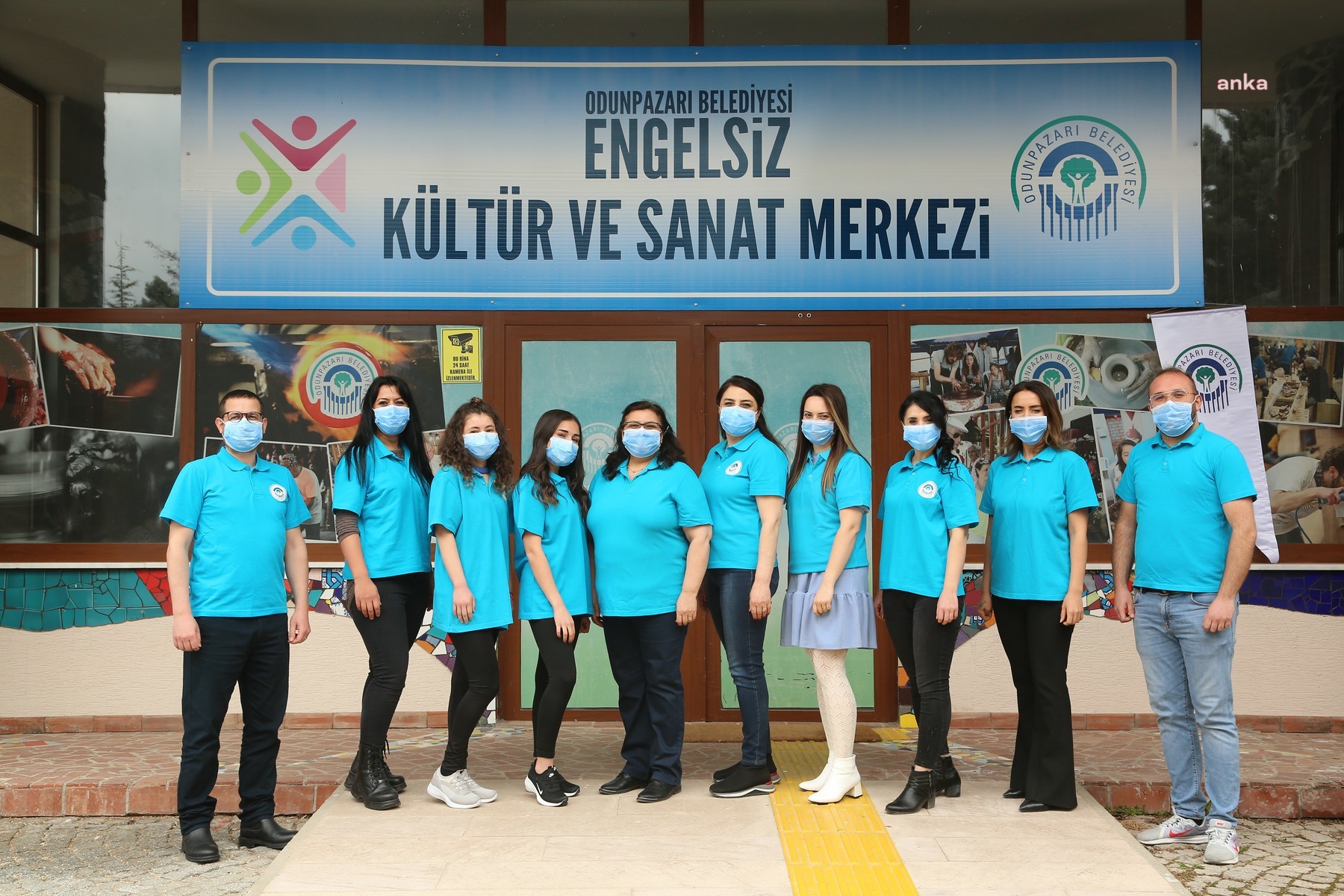 ODUNPAZARI BELEDİYESİ'NDEN ÖZEL GEREKSİNİMLİ BİREYLERE KUAFÖR HİZMETİ