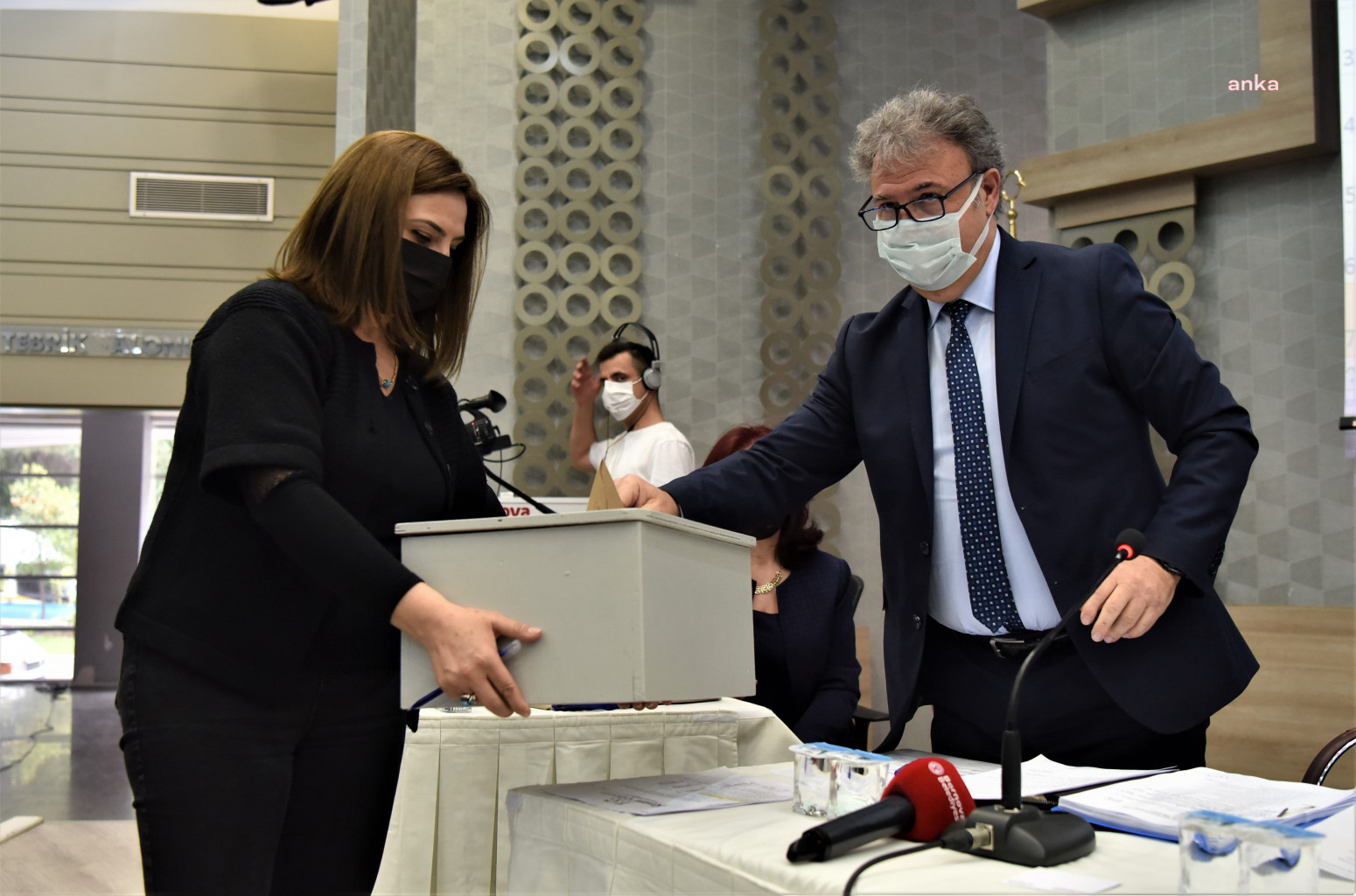 BORNOVA'DA ENCÜMEN VE KOMİSYON ÜYELERİ BELİRLENDİ
