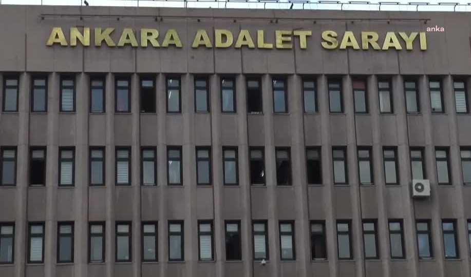 MONTRÖ BİLDİRİSİNİ İMZALAYAN EMEKLİ AMİRALLERE TCK 316'DAN SORUŞTURMA AÇILDI