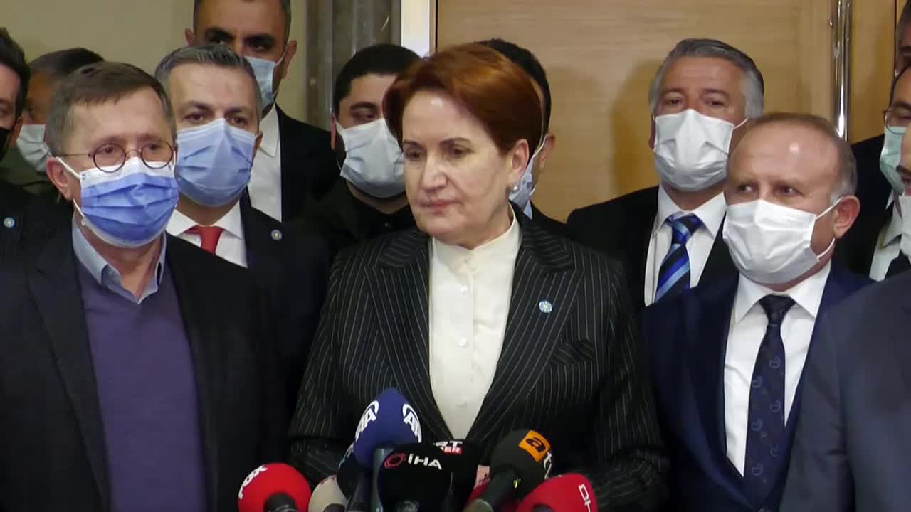 AKŞENER’DEN AMİRALLERE GÖZALTI TEPKİSİ: SARAY ZEVZEKLERİNİ DE GÖZALTINA ALIN
