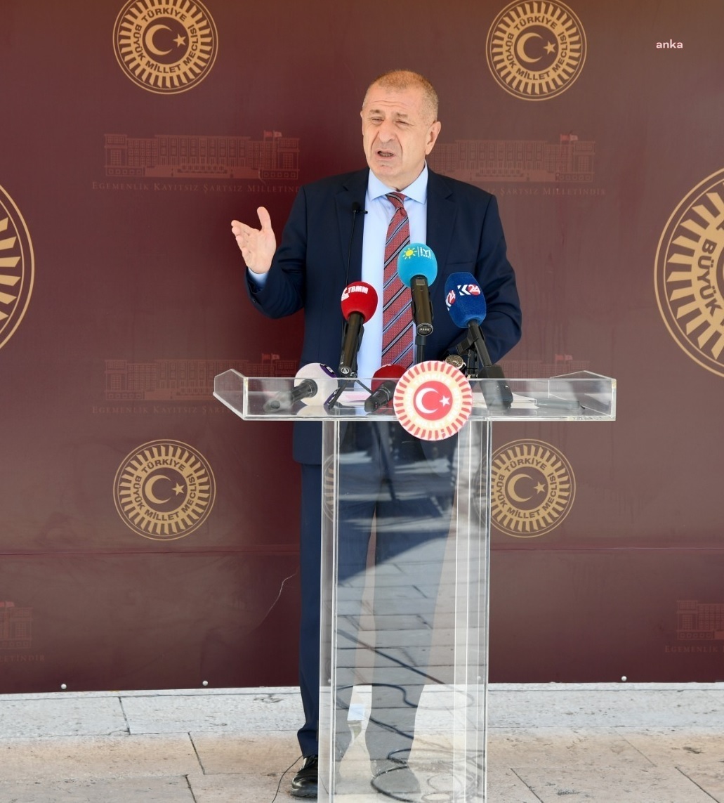 ÜMİT ÖZDAĞ: ERDOĞAN DARBEYİ ANAYASA DIŞI GRUPLARDAN BEKLEMELİ
