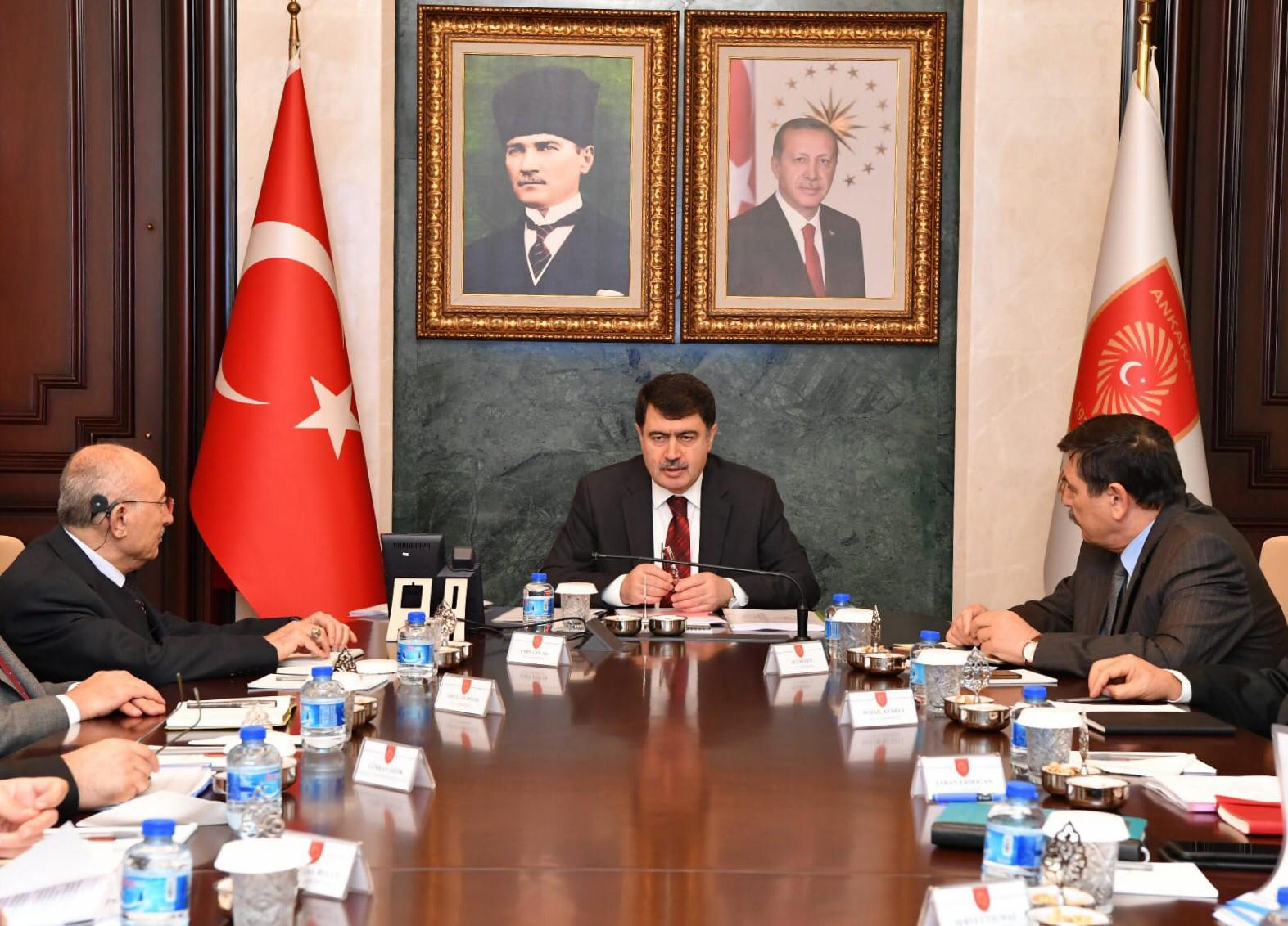 ANKARA VALİLİĞİ’DEN SOKAĞA ÇIKMA YASAĞI AÇIKLAMASI
