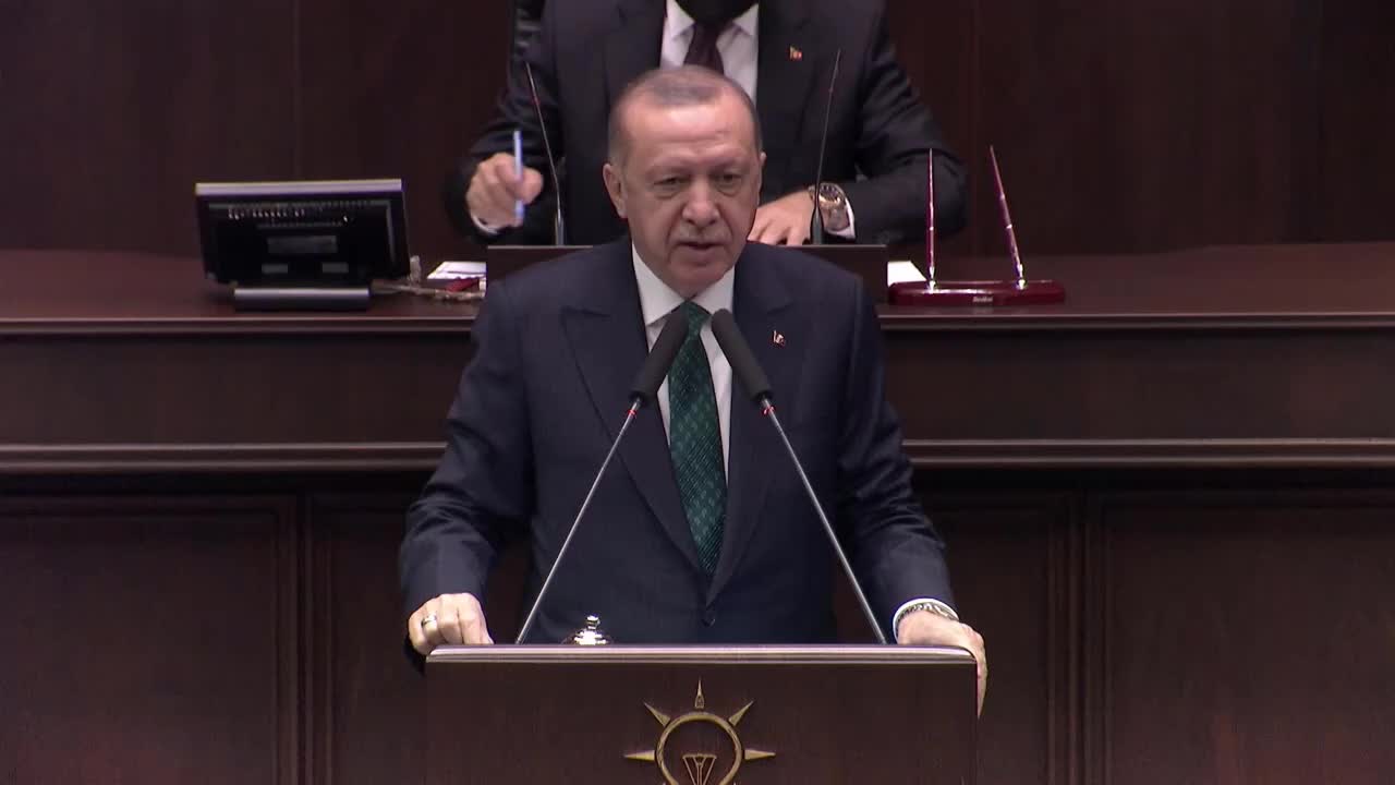 ERDOĞAN “BİLDİRİ”Yİ DEĞERLENDİRDİ: “TEHDİTLERİ KÜÇÜMSEYEN, DARBECİNİN TA KENDİSİDİR”