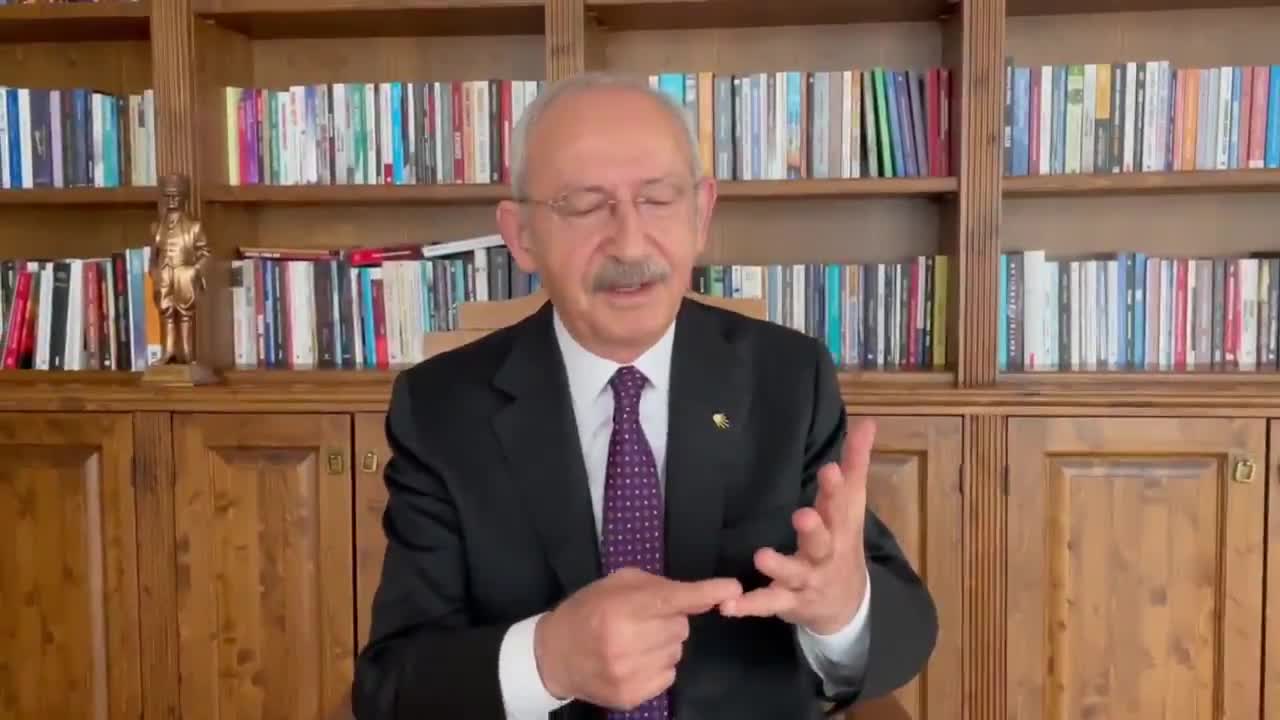 KILIÇDAROĞLU: BAZI İMZACI EMEKLİ AMİRALLERİN EŞLERİ, GELİNLERİ, GÖRÜMCELERİ CHP'LİYMİŞ, ŞU ZEKAYA BAK