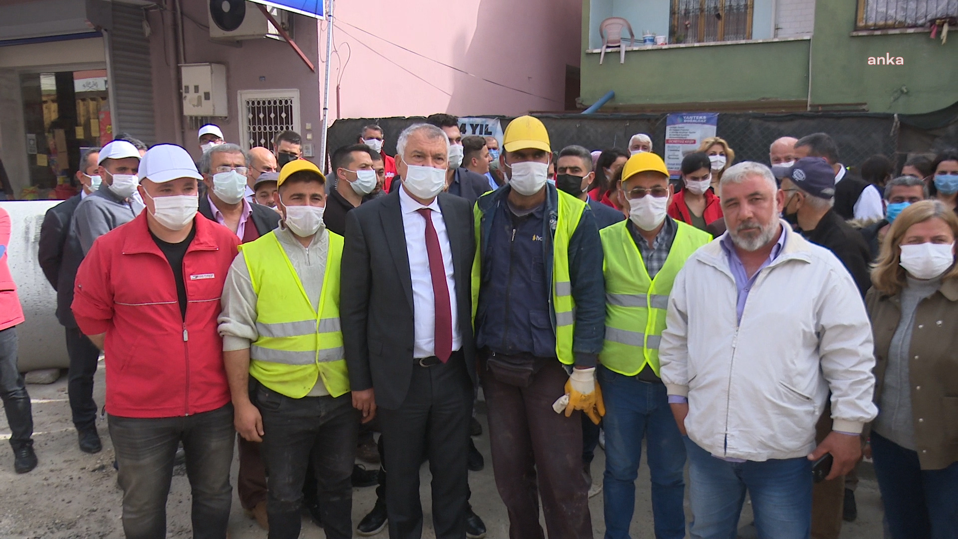 ADANA BÜYÜKŞEHİR'DEN SU BASKINLARINA KARŞI 2 MAHALLEDE ÇALIŞMA