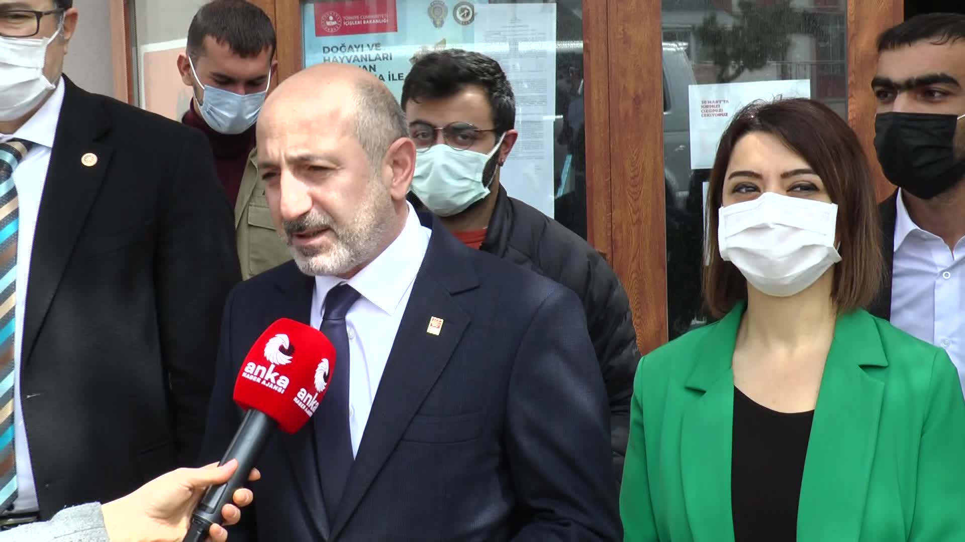 ALİ ÖZTUNÇ: SANKİ BİRİLERİ BU METNİN ÜZERİNDE OYNAMALAR YAPMIŞ