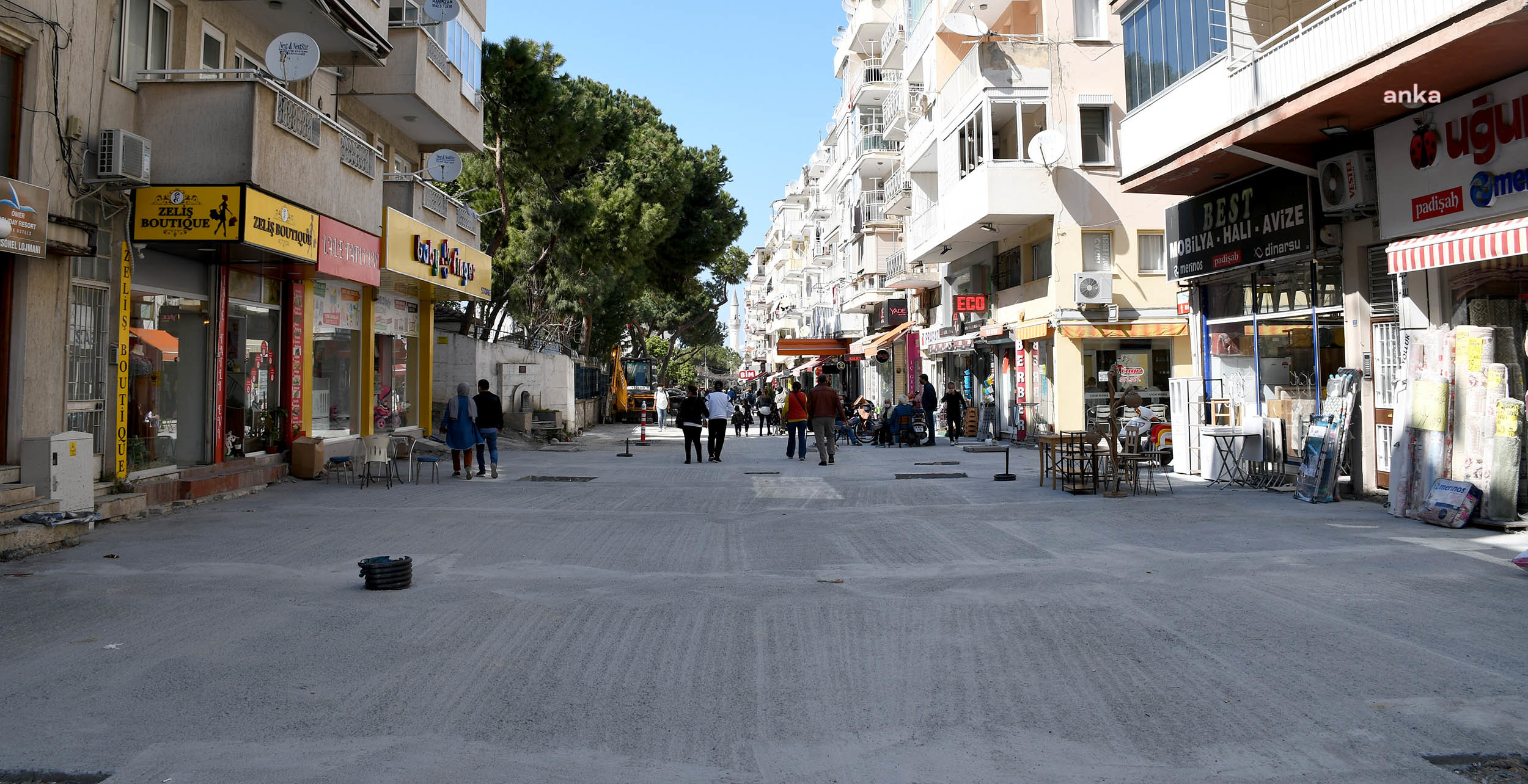KUŞADASI BELEDİYESİ'NDEN TURİSTİK ÇARŞILARA SON DOKUNUŞLAR