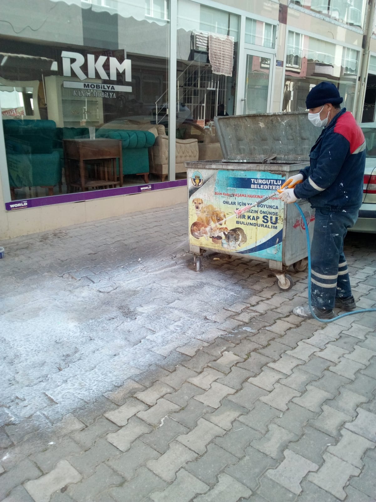 TURGUTLU'DA DEZENFEKTE ÇALIŞMALARINA ARA YOK