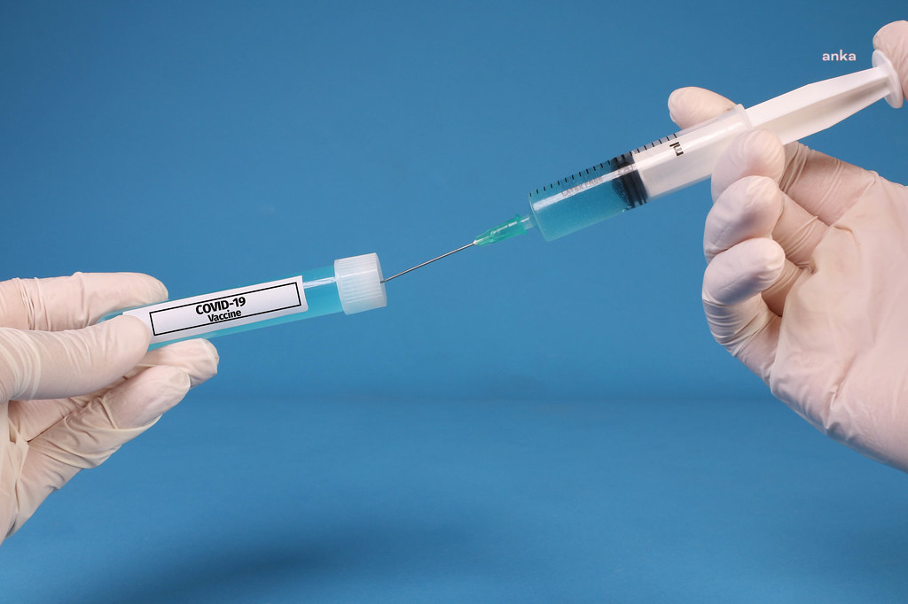 ABD GIDA VE İLAÇ DAİRESİ, JOHNSON & JOHNSON AŞISININ DURDURULMASINI İSTEDİ