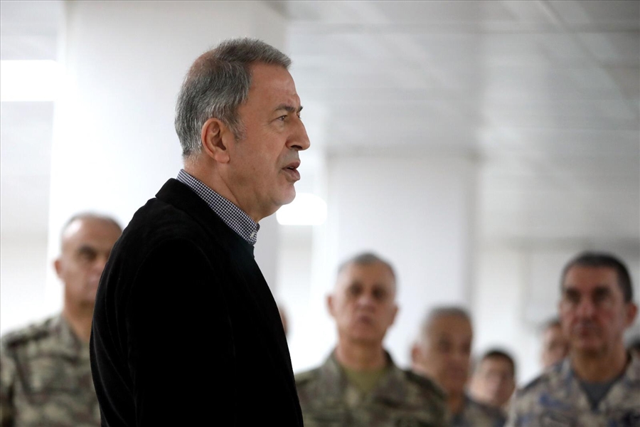 AKAR KOMUTANLARLA SINIRDA ATEŞKESİ DENETLEDİ