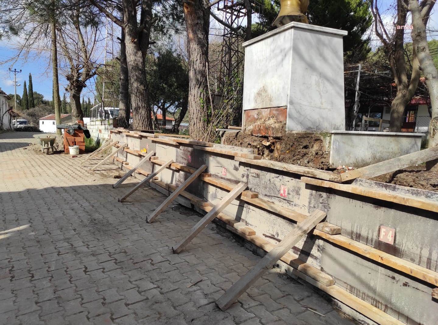BURHANİYE BELEDİYESİ, KIRSAL MAHALLELERDE ÇALIŞMALARINA DEVAM EDİYOR