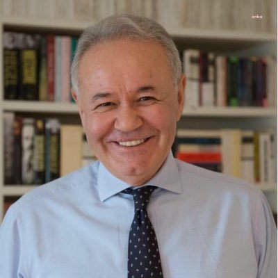 İYİ PARTİLİ SEZGİN'DEN BAKAN PAKDEMİRLİ'YE:  "GDO'LU PAMUK TOHUMU İDDİALARI DOĞRU MUDUR?"