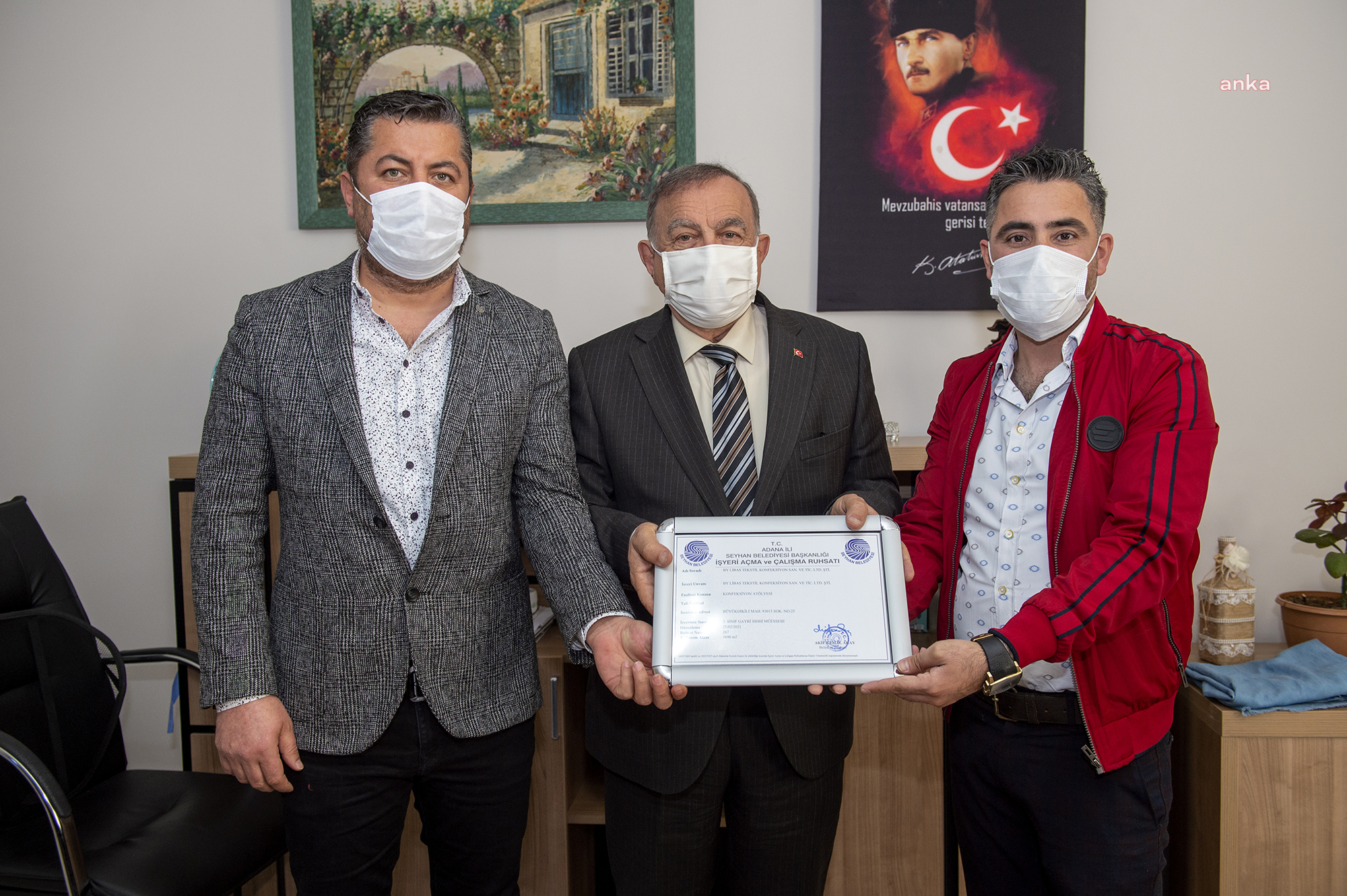 SEYHAN’DA EŞİTLİK DOSTU İŞ YERLERİNE "MOR BAYRAK"