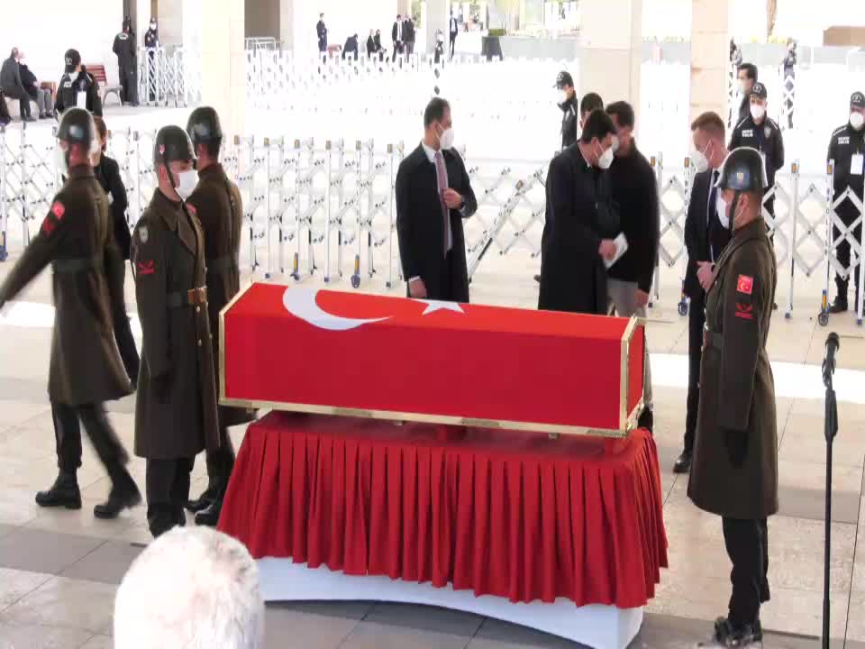 YILDIRIM AKBULUT SON YOLCULUĞUNA UĞURLANDI