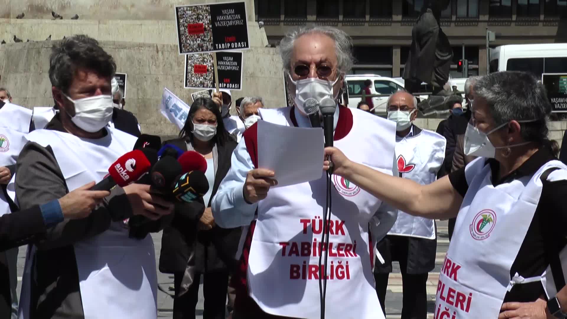 SAĞLIK ÖRGÜTLERİNDEN ANKARA'DA ORTAK BASIN AÇIKLAMASI: "YAŞAM HAKKIMIZDAN VAZGEÇMİYORUZ ÖLÜMLERİ DURDURUN"