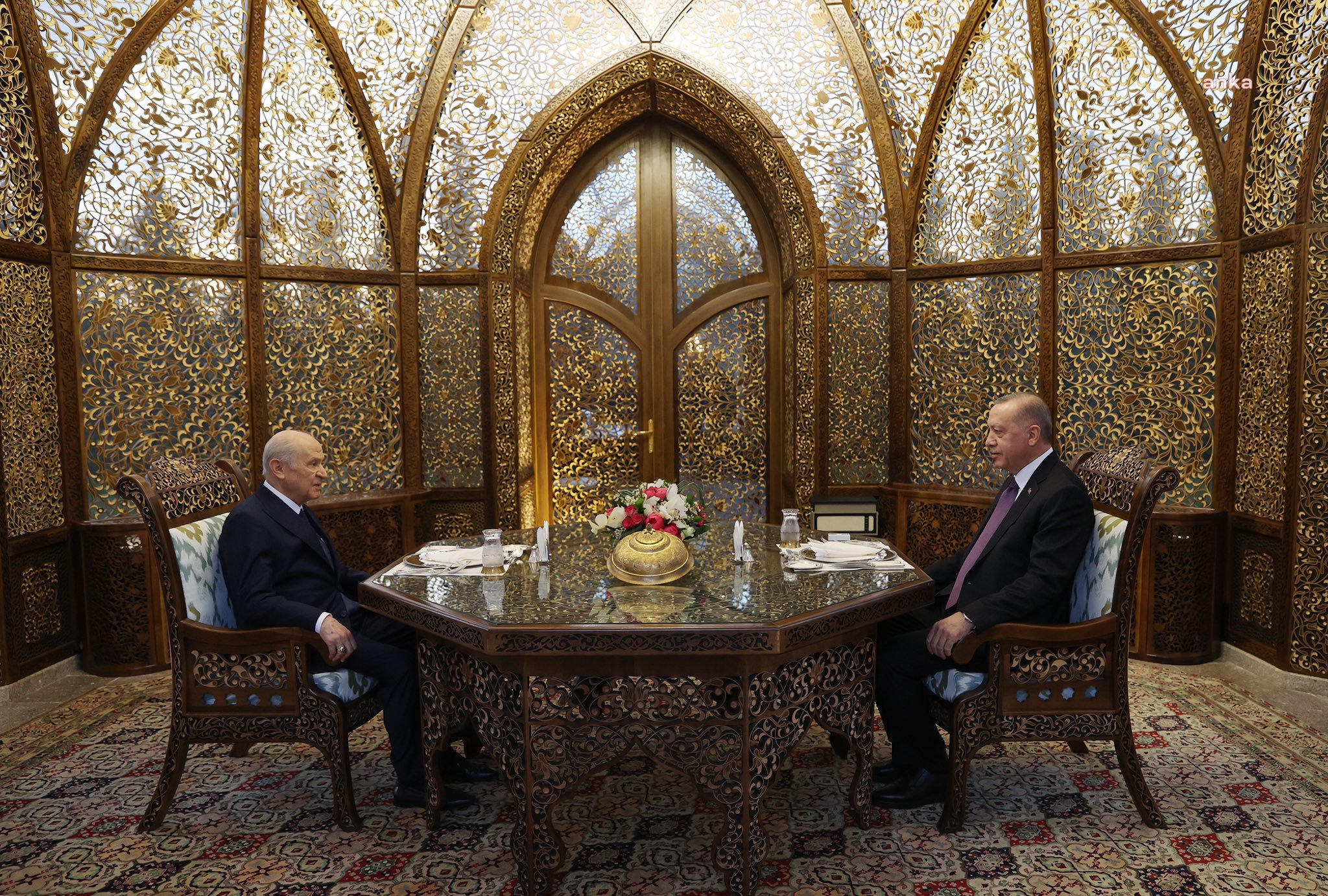 CUMHURBAŞKANI ERDOĞAN VE DEVLET BAHÇELİ İFTARI BİRLİKTE YAPTI