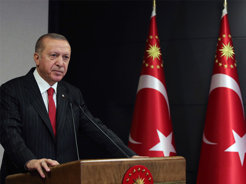 ERDOĞAN: MİLLİ DAYANIŞMA KAMPANYASINA KATILAN HRİSTİYAN VATANDAŞLARIMIZA TEŞEKKÜR EDİYORUM