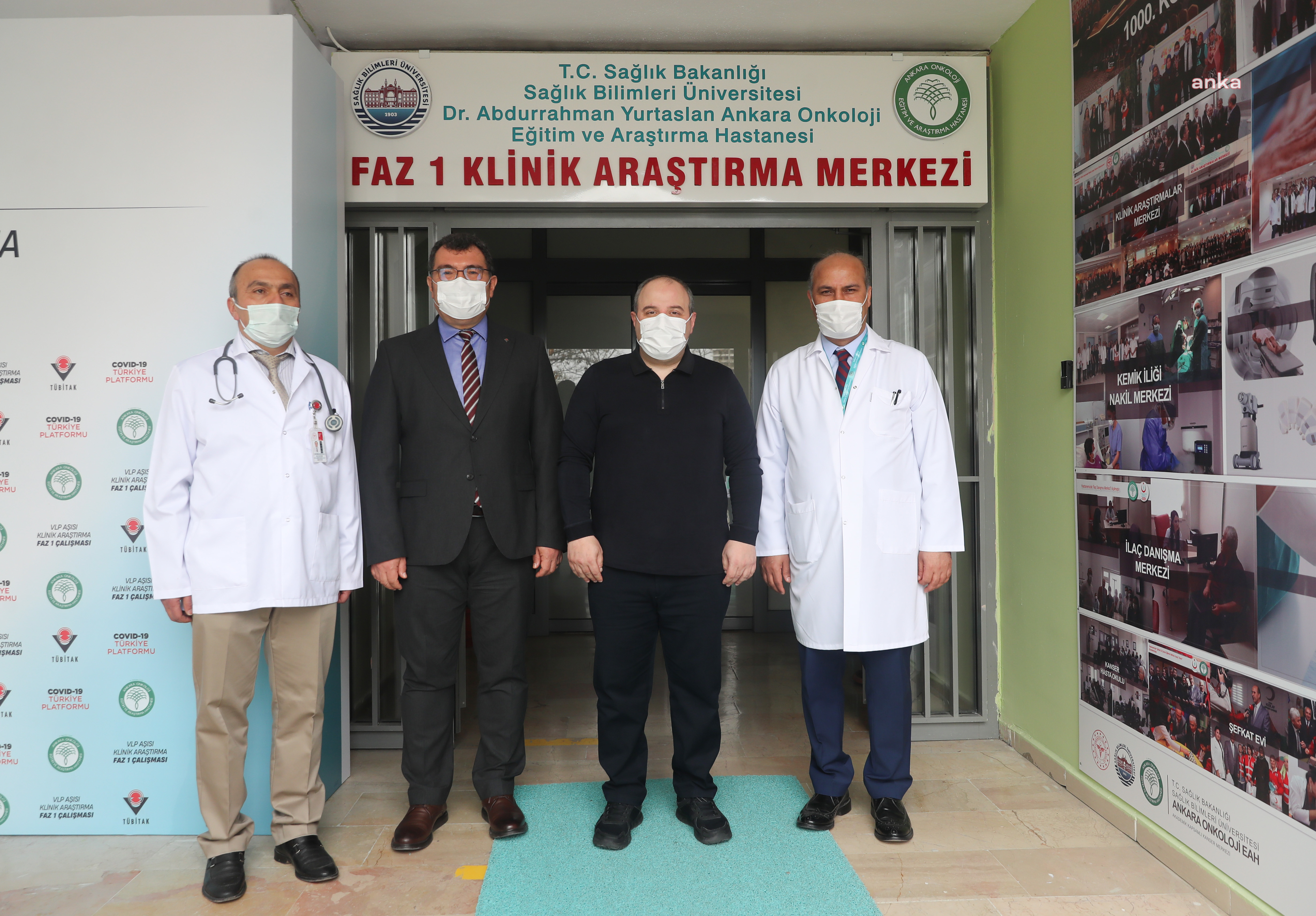 BAKAN VARANK YERLİ AŞI İÇİN GÖNÜLLÜ OLDU