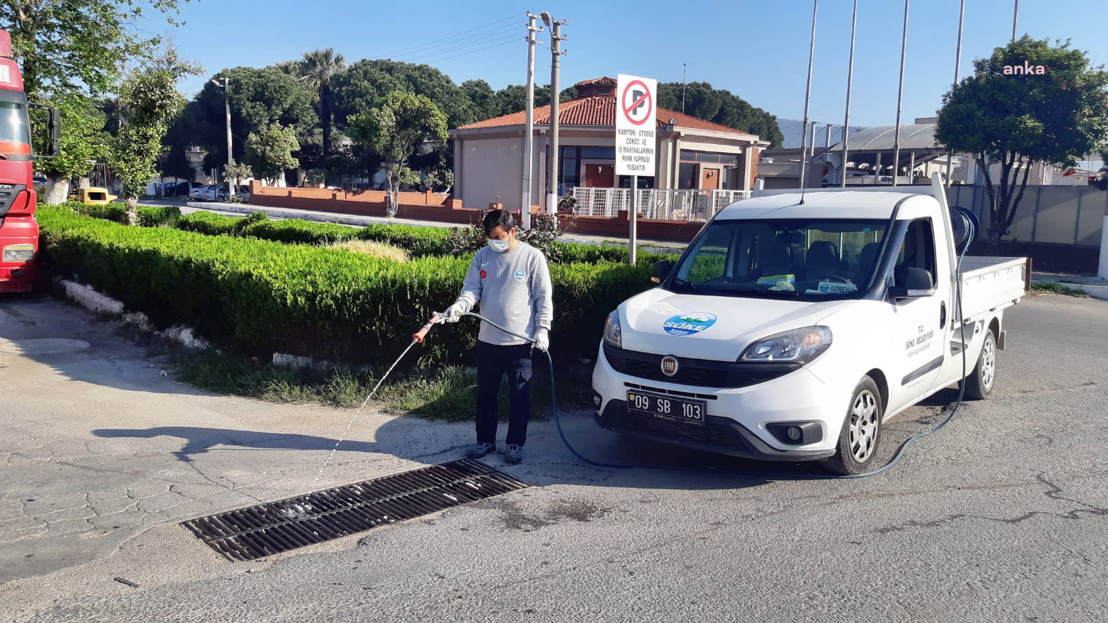 SÖKE BELEDİYESİ’NDEN LARVAYLA MÜCADELE