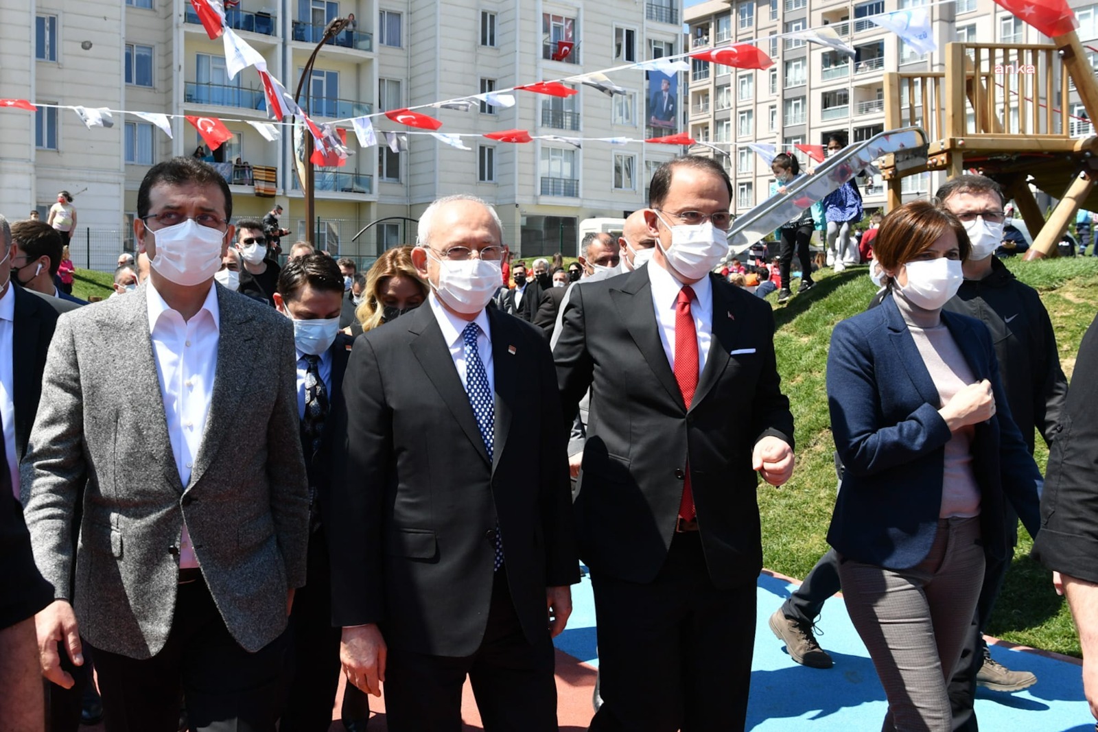 BEYLİKDÜZÜ BELEDİYESİ'NDEN ÇOCUKLARA 23 NİSAN’DA 23 YENİ PARK