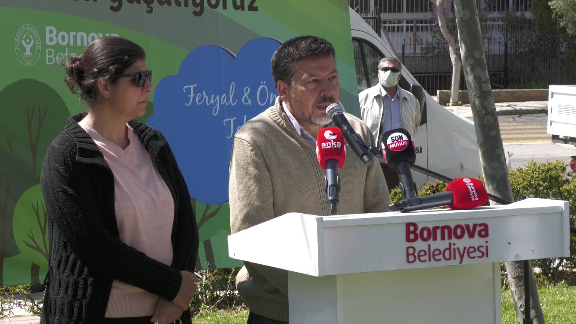 İZMİR DEPREMİNDE HAYATINI KAYBEDEN İKİ MİNİK CANIN ADI PARKTA YAŞAYACAK