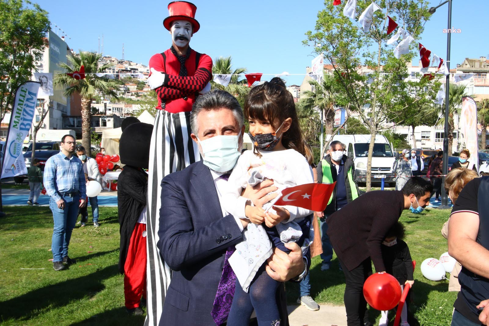 BAYRAKLI BELEDİYE BAŞKANI SANDAL: “BAYRAKLI, ÇOCUKLARIN VE GENÇLERİN KENTİ OLACAK”