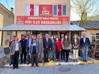 TUNÇ SOYER'DEN BİNGÖLLÜ ÇOCUKLARA 23 NİSAN HEDİYESİ