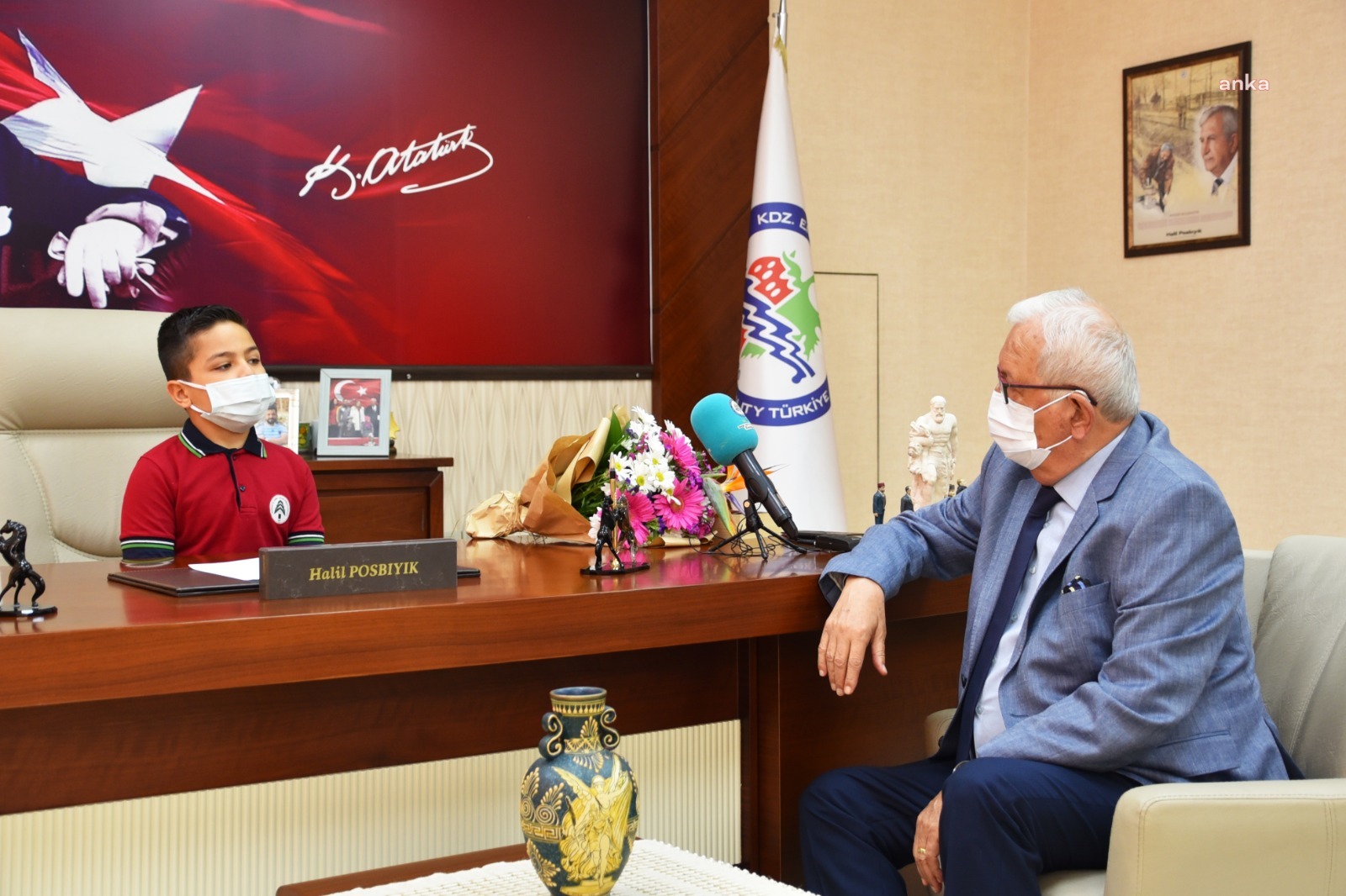 KARADENİZ EREĞLİ BELEDİYE BAŞKANI POSBIYIK, MAKAMINI 4. SINIF ÖĞRENCİSİNE DEVRETTİ