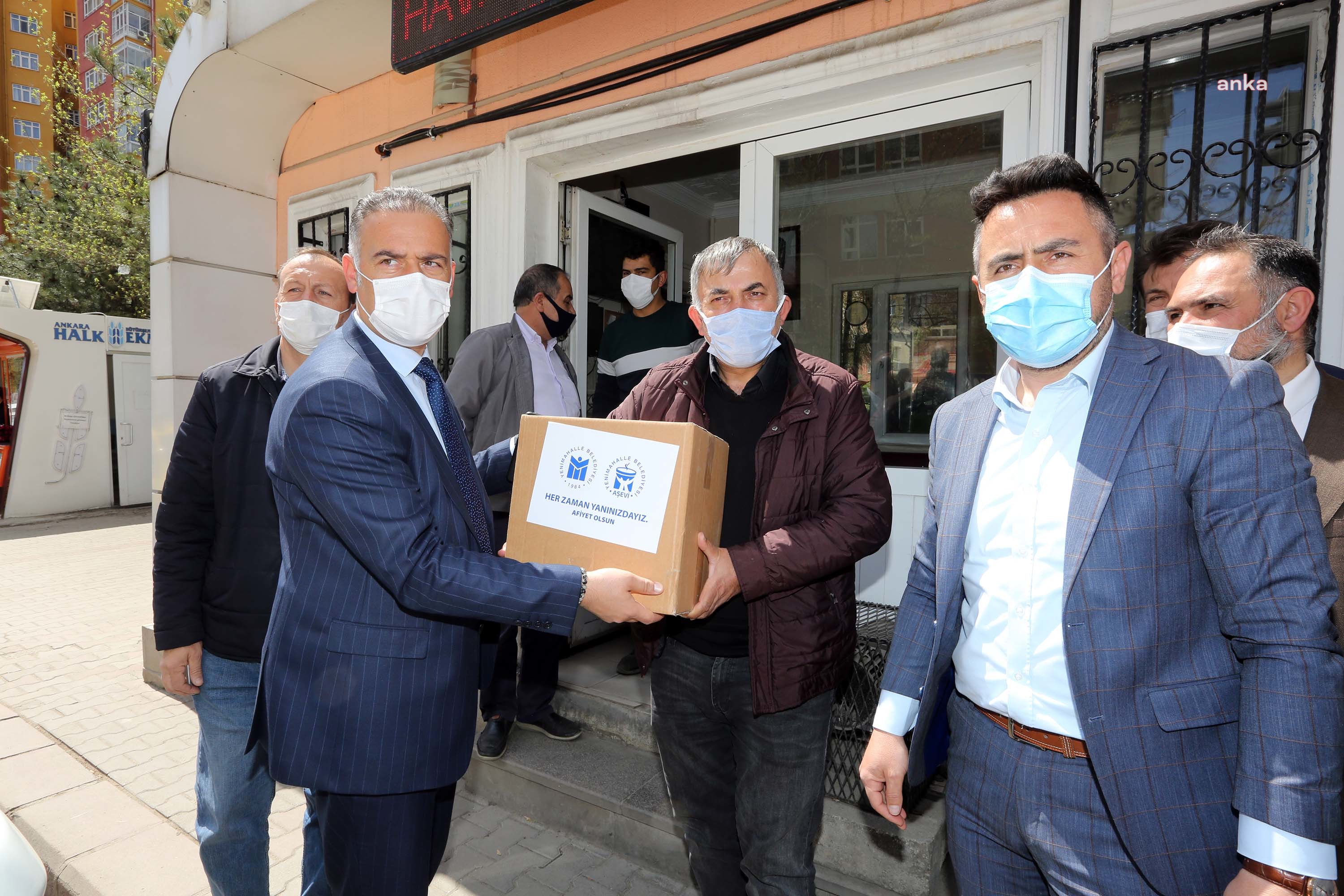YENİMAHALLE BELEDİYESİ'NDEN TAKSİCİ ESNAFINA RAMAZAN DESTEĞİ