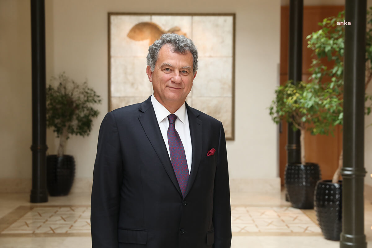 TÜSİAD BAŞKANI: İŞSİZLİK VE HAYAT PAHALILIĞI GELECEĞİMİZİ TEHDİT EDİYOR