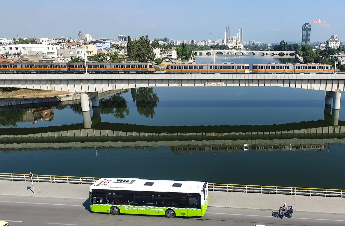 ADANA'DA VATANDAŞLAR ULAŞIM VE SU KONUSUNDA MAĞDUR EDİLMEYECEK