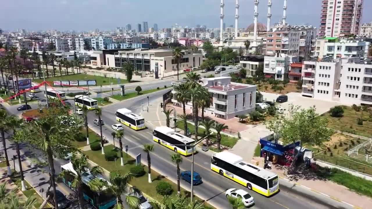 MERSİN BÜYÜKŞEHİR “SARI LİMONLARI” SEFERE BAŞLATTI, VATANDAŞ MEMNUN KALDI