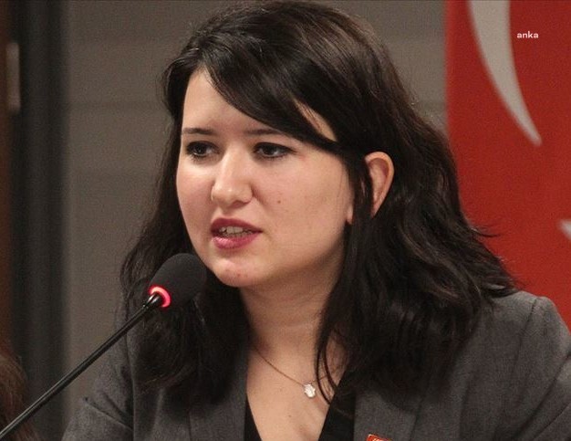 CHP'Lİ GÖKÇEN: "TÜM GAZETECİLERİN HAKLARINI KAZANABİLDİĞİ BİR TÜRKİYE ÜMİDİYLE"