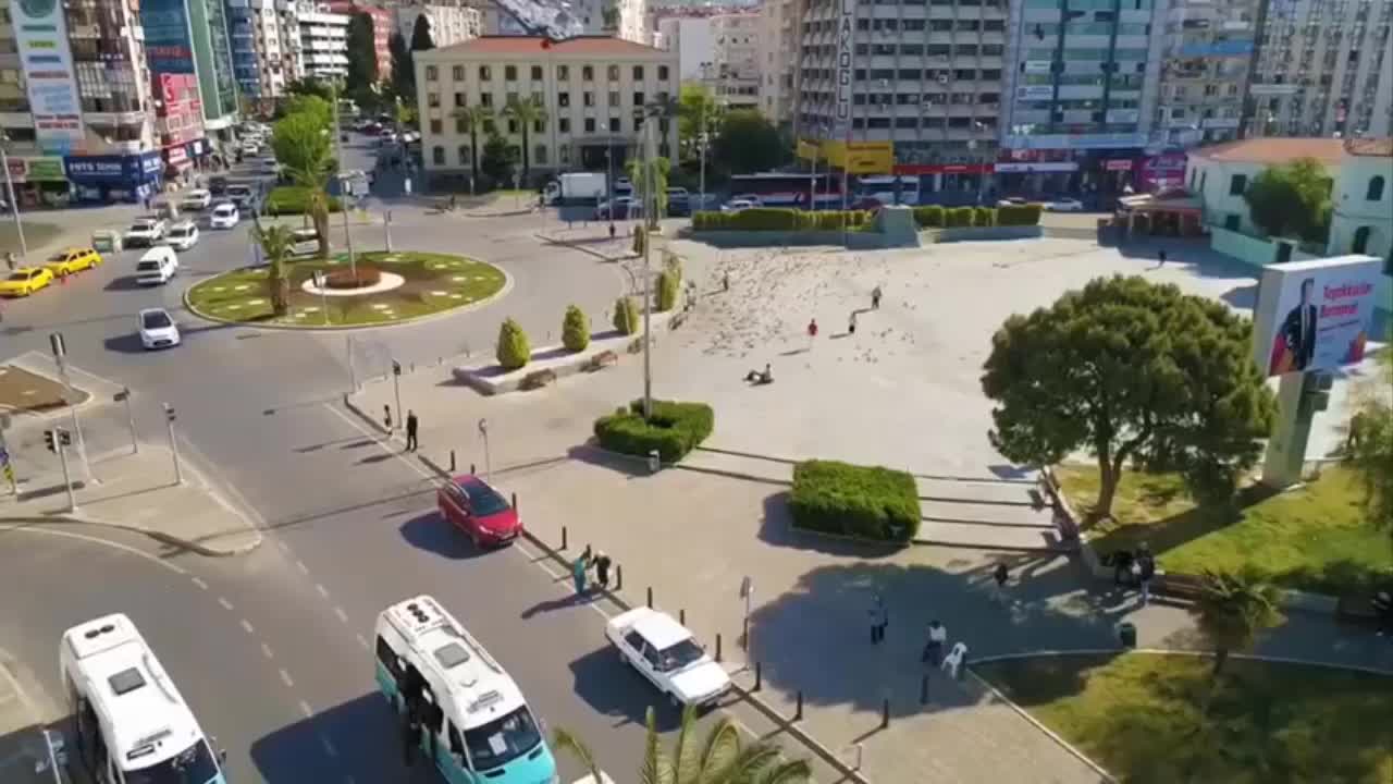 UZAY GEMİSİ İZMİR'E ÇIKARMA YAPTI!