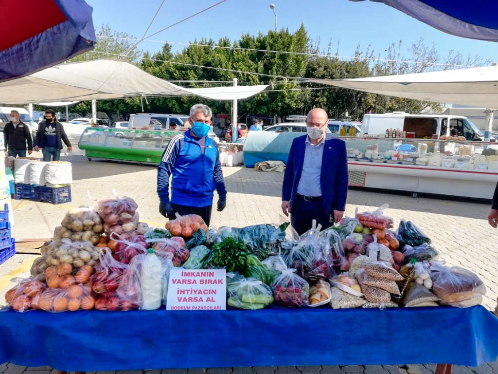 BODRUM BELEDİYESİ, PAZAR YERLERİNDE FİYAT DENETİMİ YAPIYOR